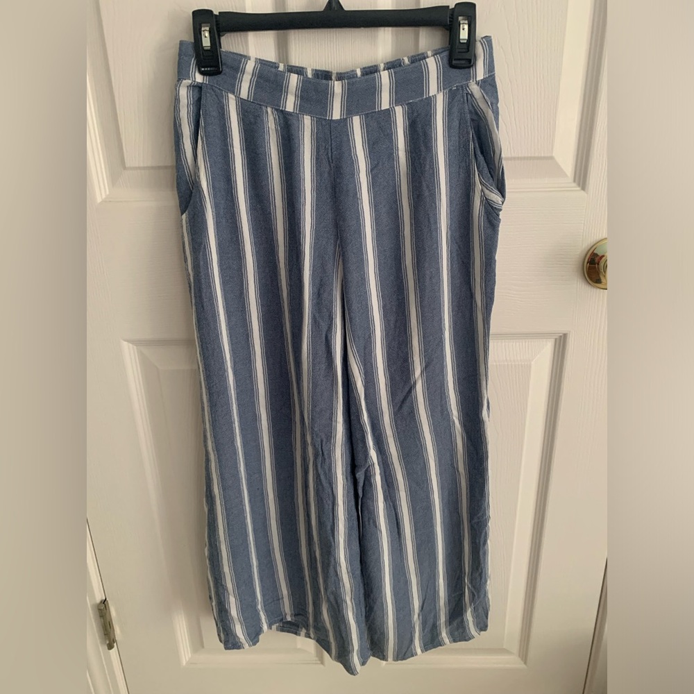 Size medium, blue white matching set from Hollister.